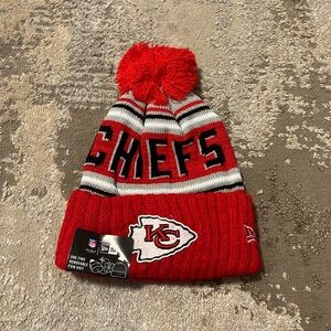 New Era Red and White Kansas City Chiefs Knit Pom Beanie NFL Football